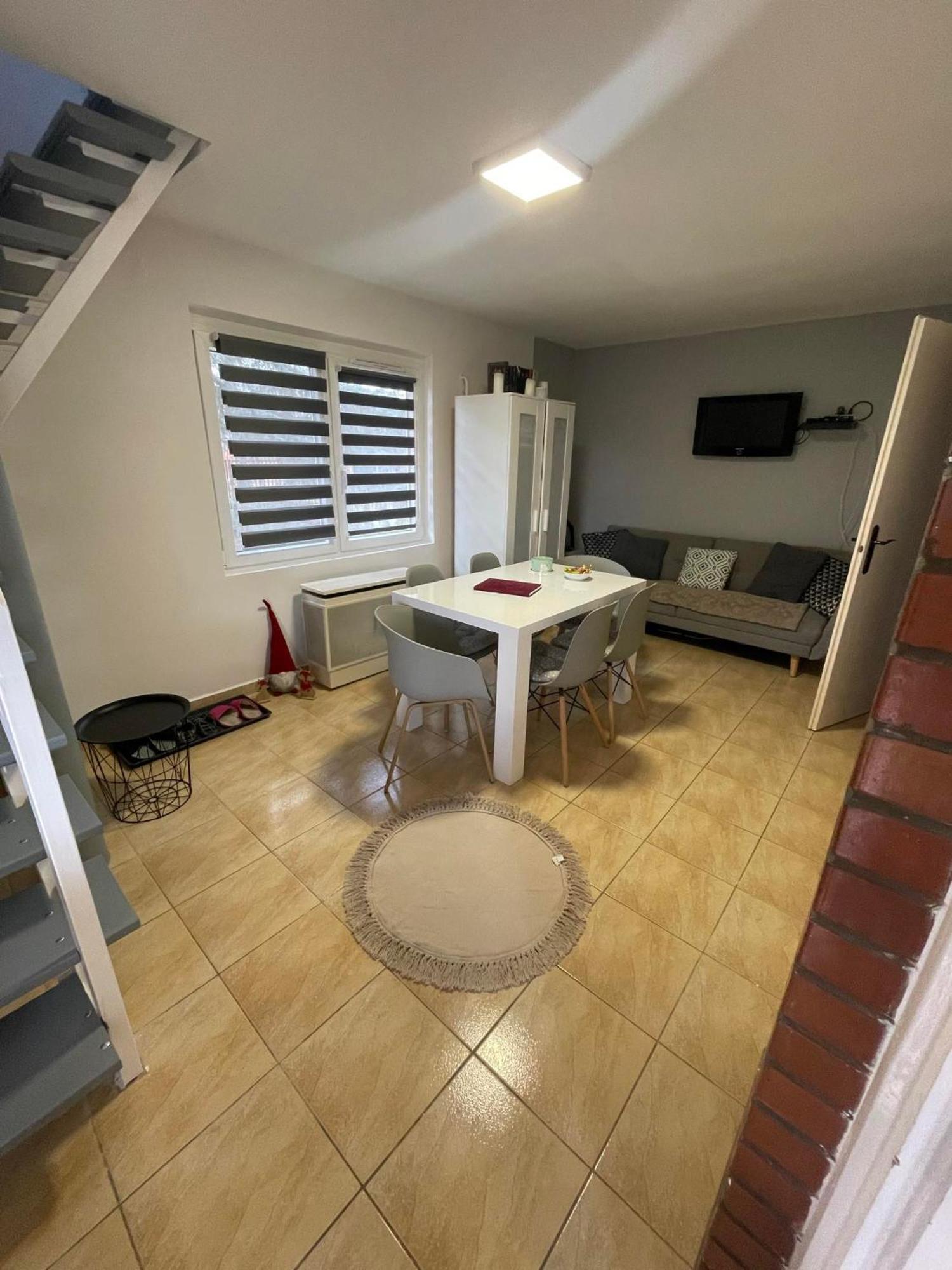 Chill Apartman Орошгаза Екстер'єр фото